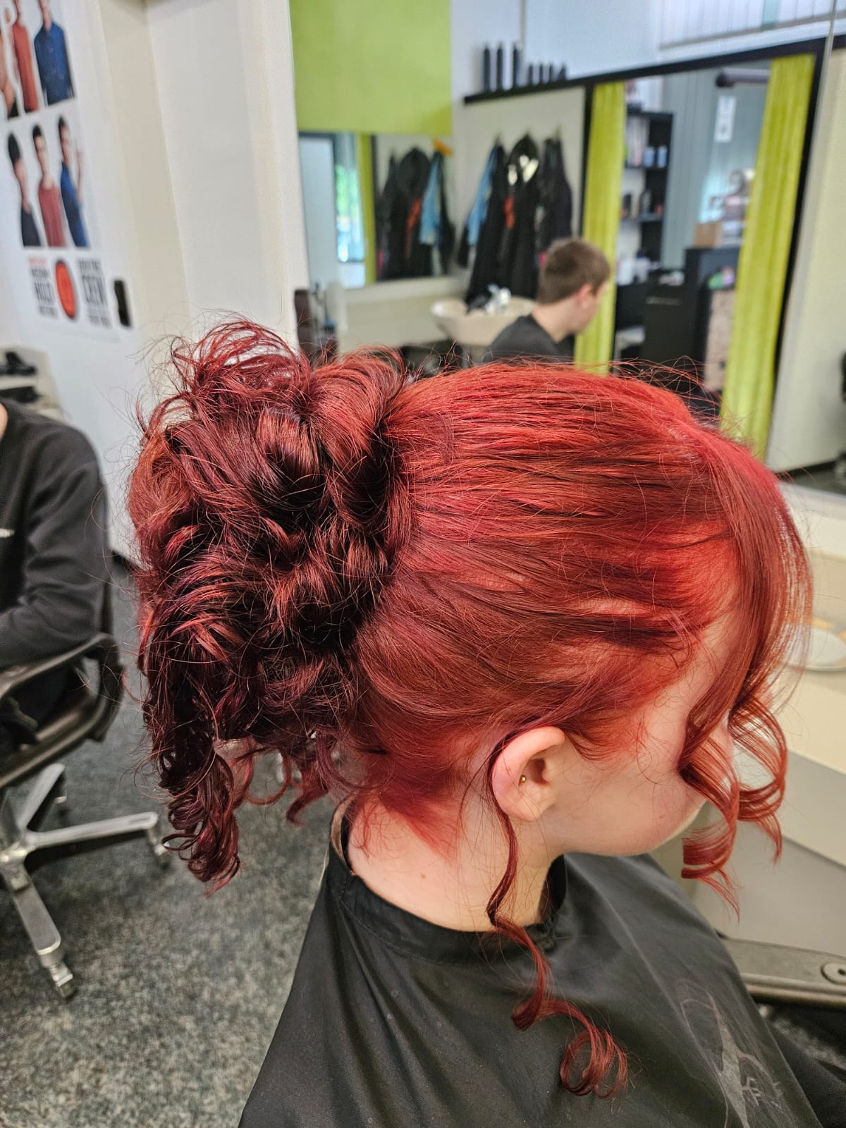 Festliche Frisur bei Salon Karola